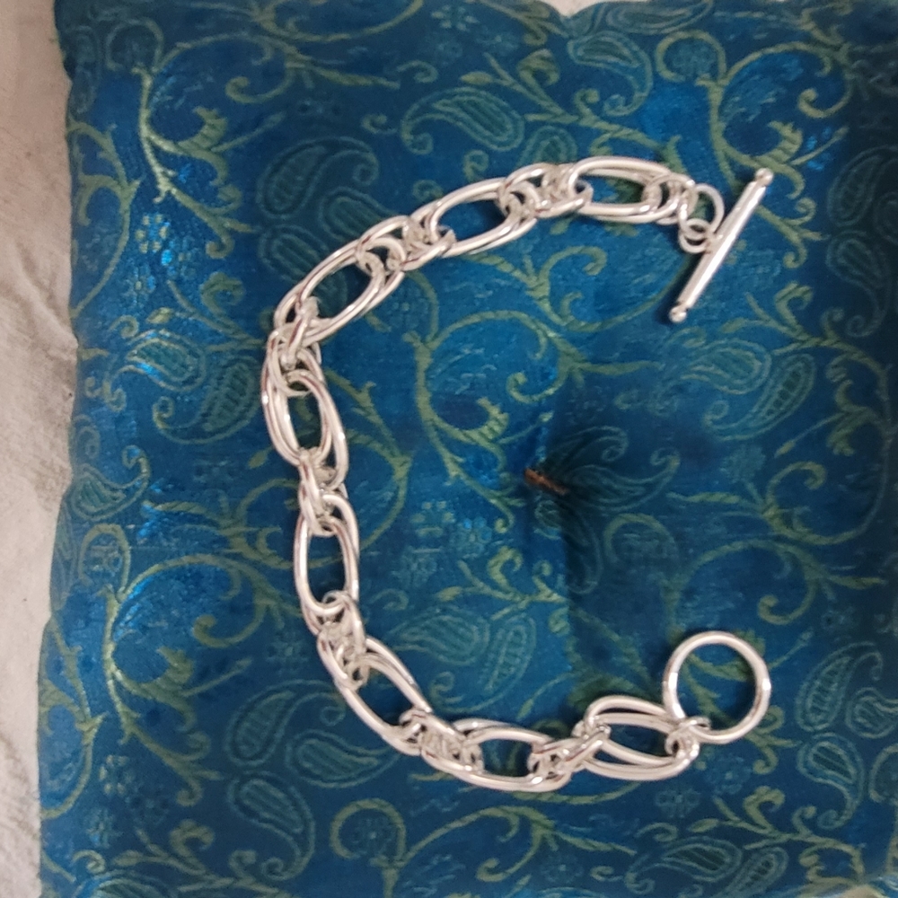 Chain & Link Bracelet - Picture 7 of 9